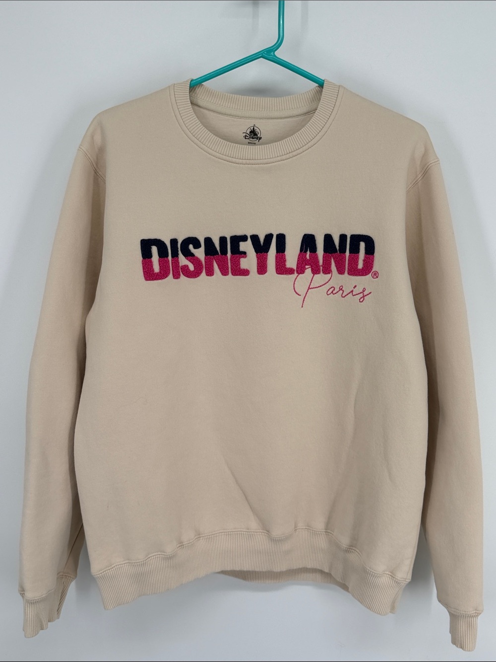 Disneyland Paris Chenille Embroidered Sweatshirt Women’s Size Medium